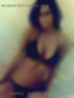 Chubby,  BBW and pussy in Gainesville, Florida SSBBW lover.